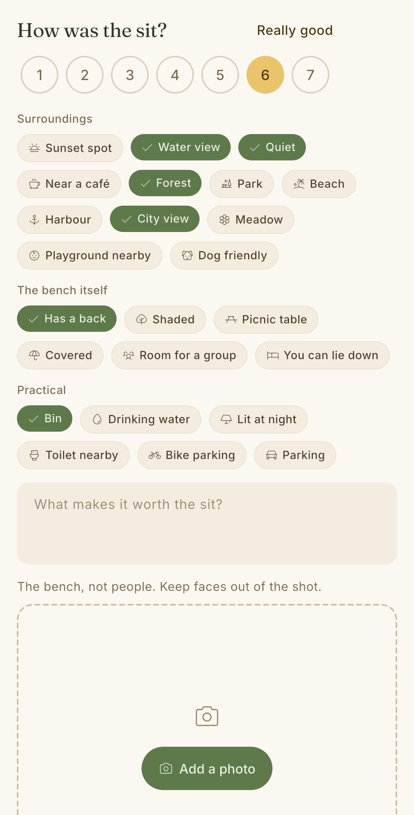 Rating a bench, a 1 to 7 scale above tags for the surroundings, the bench itself and practical things like a bin or parking